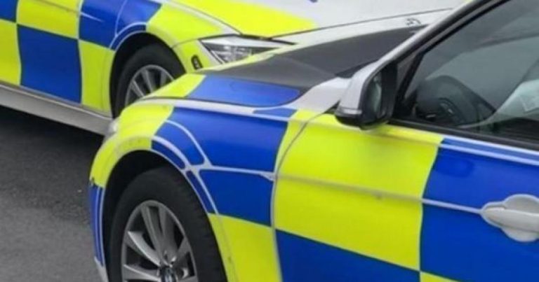 Old man was stolen after withdrawing cash from the atm