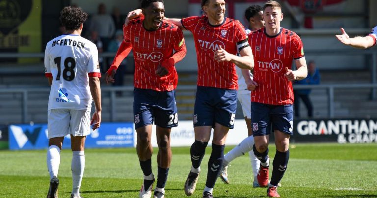 York city boss praises funny displays in afc fild victory